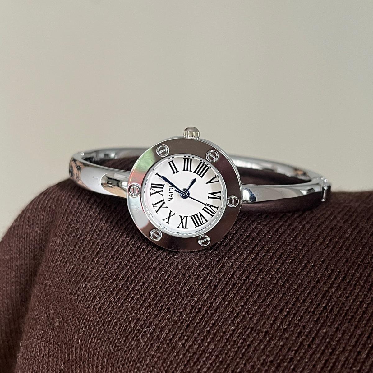 Wind Niche Creative Roman Scale Personalized Watch Women S White Gold Bracelet Watch