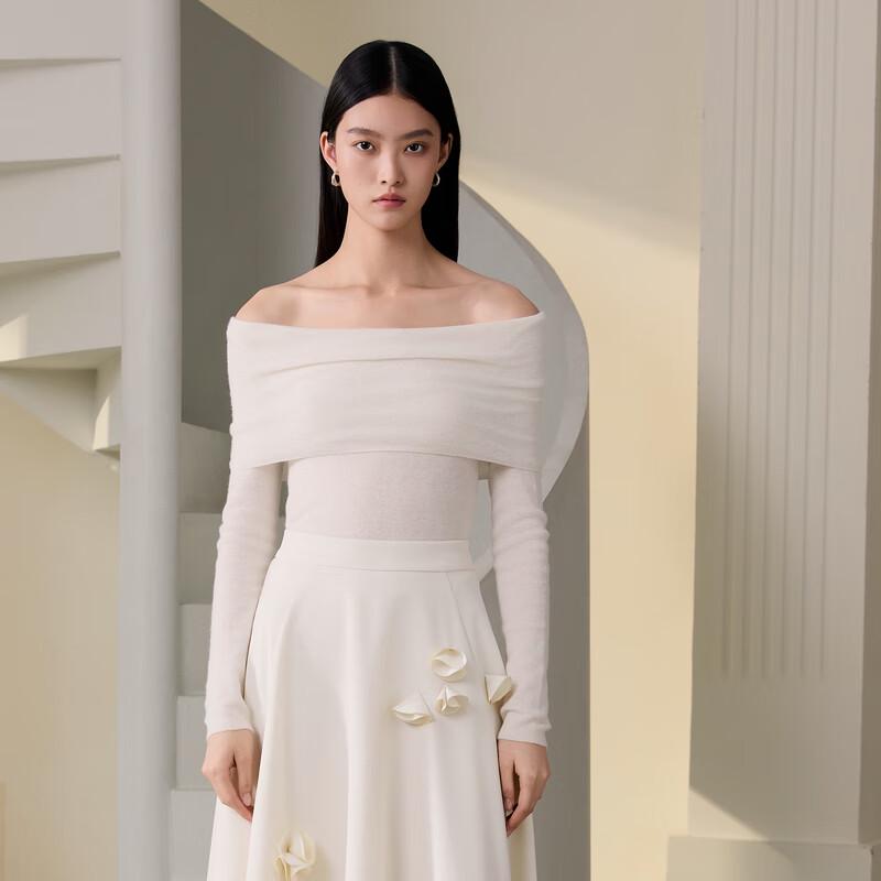 ELLASSAY Elegant Off-Shoulder Knit Top XS