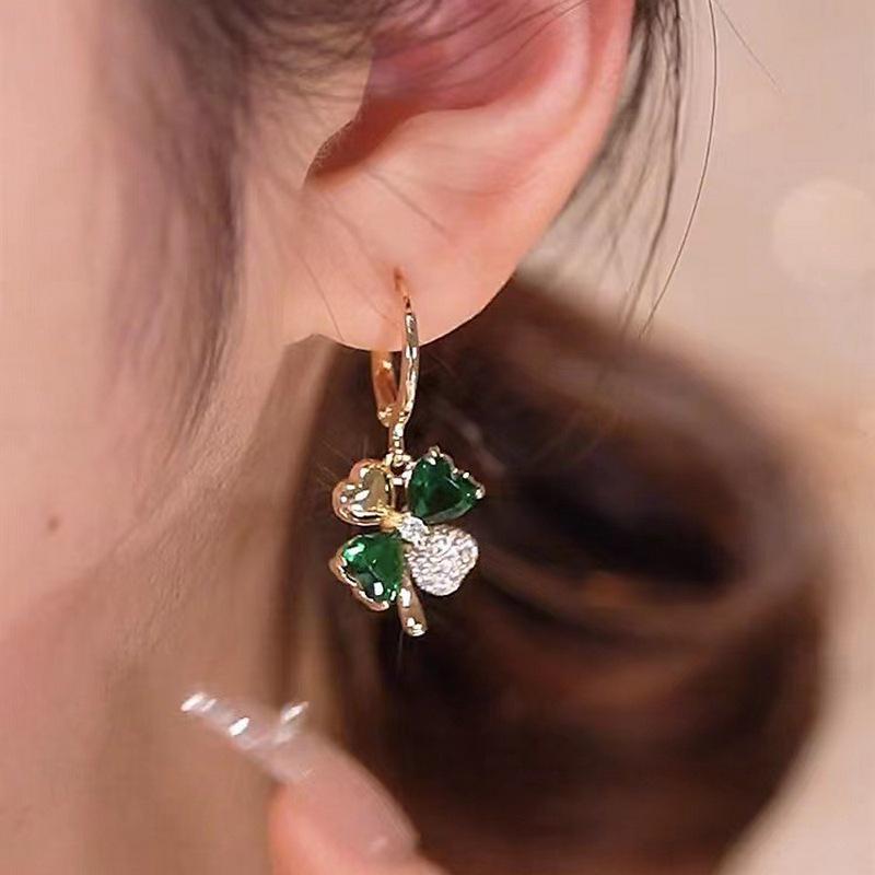 Korean Four-Leaf Clover Luxury Earrings: 2022 Trendy Summer Ear Buckles
