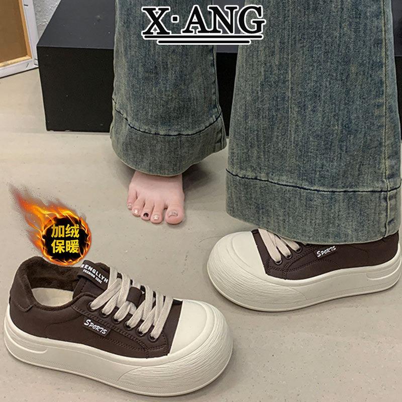 Fleece warm two cotton shoes leather thick baseplate shoes women's little white shoes new autumn and winter casual sports shoes