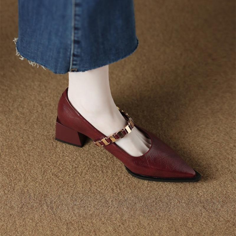 2025 Nowa Moda Szpiczasty Nosek Płytkie Wycięcie Metalowy Łańcuch Jednoguzikowe Antypoślizgowe Odporne na Ścieranie Kwadratowy Obcas Pojedyncze Buty