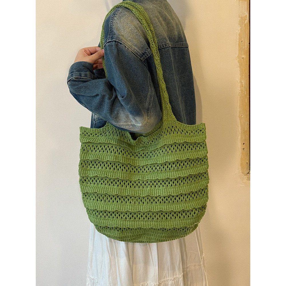 Knitted Bag for Leisure and Vacation Travel Tote Bag with Large Capacity Single Shoulder Bag