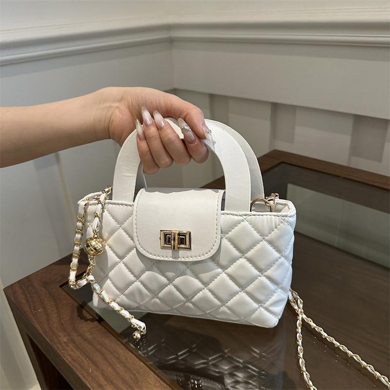 Filo per ricamo a rombi borsa a mano con chiusura alla moda borsa a spalla messenger versatile nuova per la primavera borsa da donna