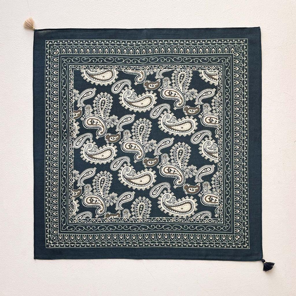 1116 Spring and Summer New Versatile Retro Paisley Cashew Flower Pendant Medium Square Towel Women's Neck Multi-functional Decoration
