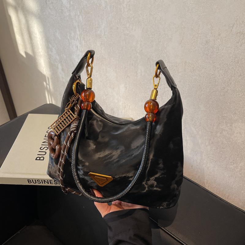 High-end fashion retro bag women's new dumpling bag versatile shoulder messenger bag