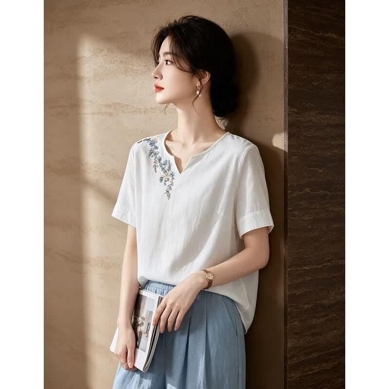 D.F.DEAR Women's Embroidered V-Neck Half Sleeve Blouse