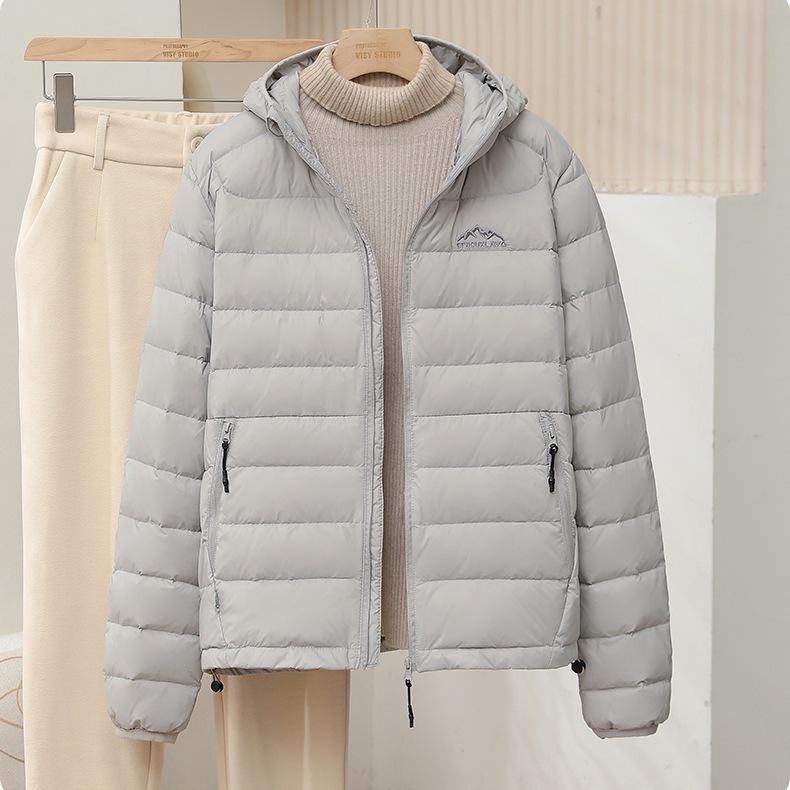 Autumn and Winter New Ribs Light Down Jacket Women's Short Hooded Casual Sports Snow Mountain White Duck Down Jacket Tide