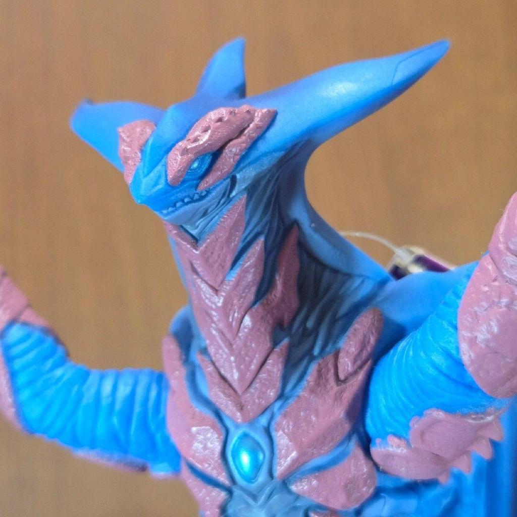 [USED] Ultraman Series Zegan Figure with tag