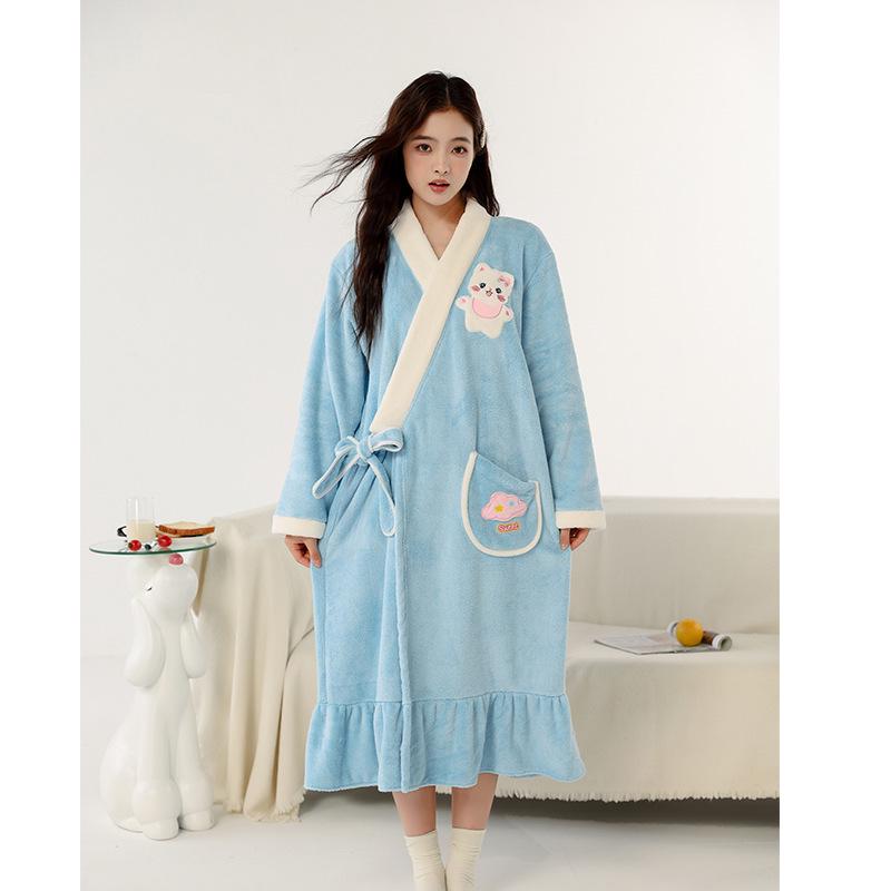 

2025 Women s Long Coral Fleece Lace Wearable Bath Towel - Soft, Thick, Absorbent, Long Sleeve Tie-Up Bath Skirt L