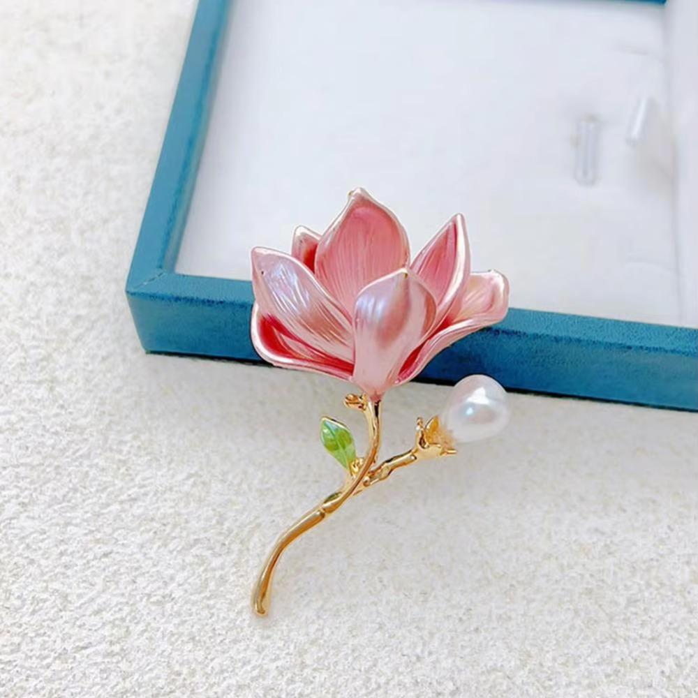 Alloy Magnolia Flower Brooch Jewelry Gifts Elegant Fashion Pin Flowers Badge Clothing Bags Accessories Sweater Brooch