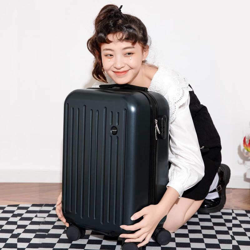 XiaoYan Unisex Travel Spinner Suitcase 26 inches