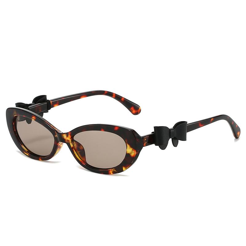 New Luxury Cat Eye Women Sunglasses Cute Bow Design UV400 Protection Stylish Travel Glasses for Women