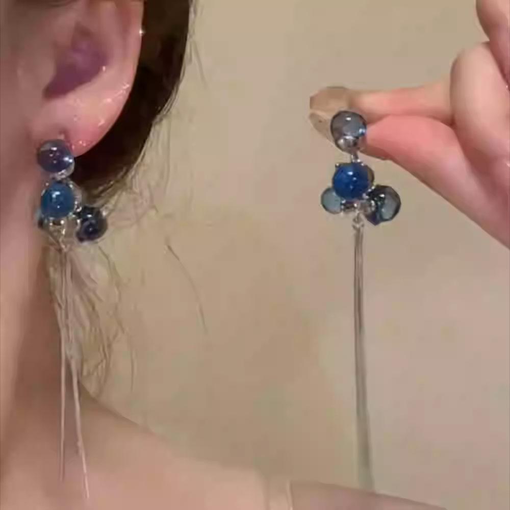 

Серьги-кисточки с круглыми шариками из смолы, темпераментные, нишевые, персонализированные, женские серьги в стиле легкой роскоши, изысканные