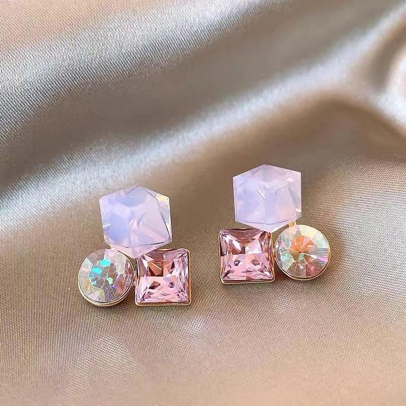 Colorful Rhinestones Stud Earrings for Women Trendy Red Green Purple Round Square Statement Earrings Geometry Pink Jewelry Gift