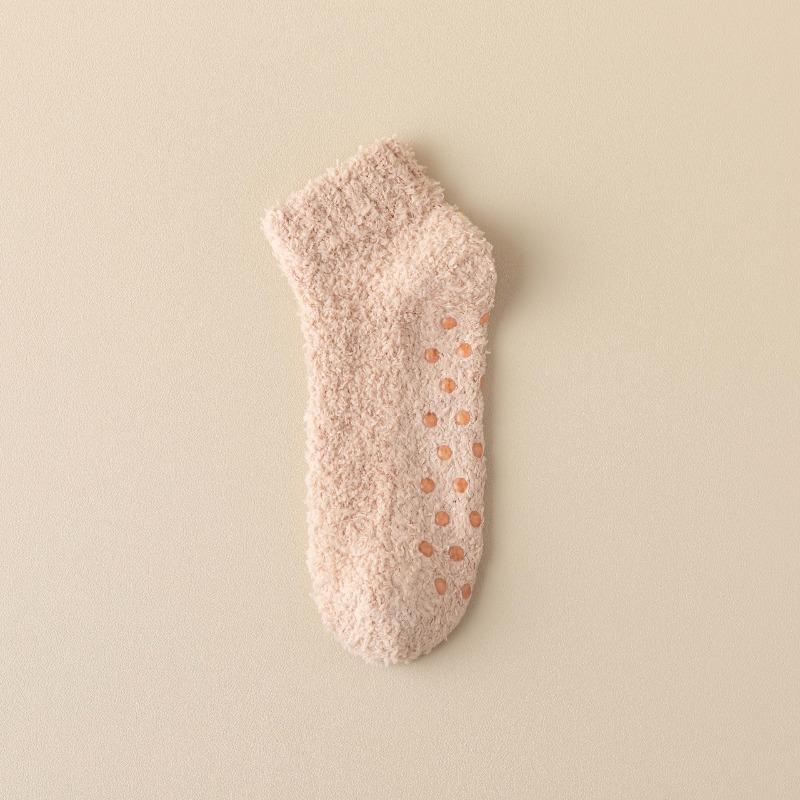 Winter Padded and Thickly Insulated Warm Ladies' Socks with Glue-attached Anti-slip Floor Sole, Simple Solid-color Coral-fiber Mid-calf Socks