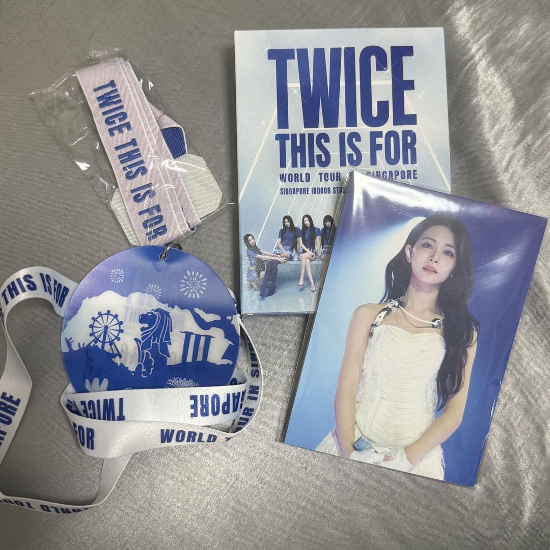 

[Б/У] TWICE ЭТО ДЛЯ Концерта в Сингапуре VIP День 1 Преимущества