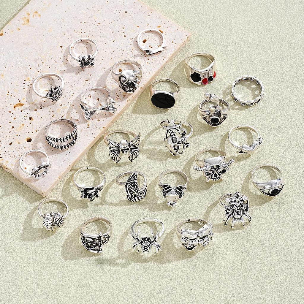 24-teiliges Punk Totenkopf Spinnenring Set: Dunkler Retro-Hip-Hop-Stil