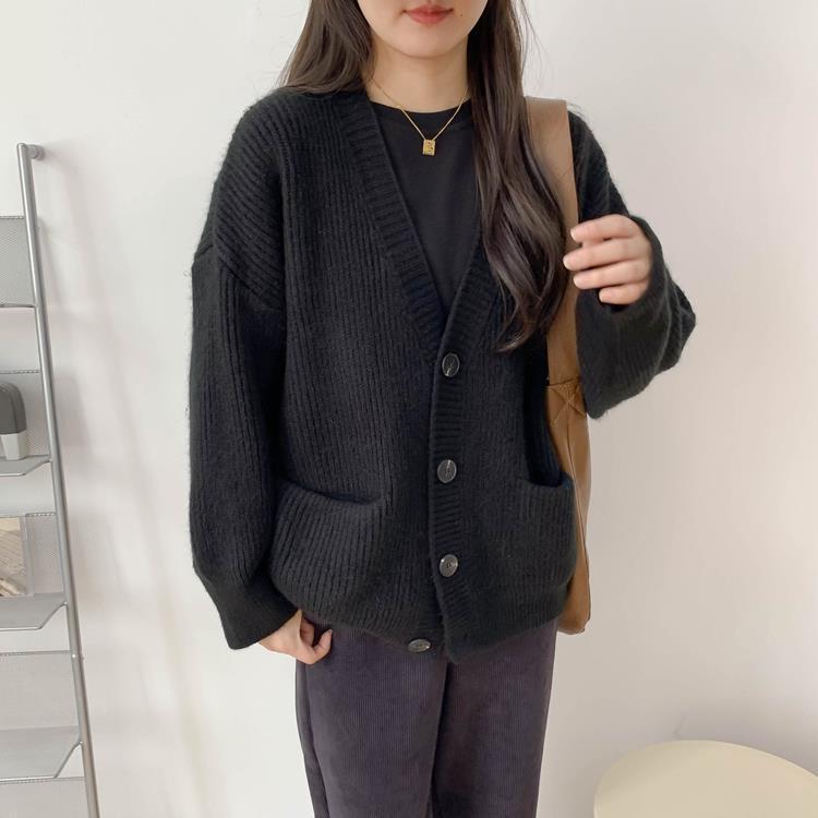 Knitted cardigan women's buttons autumn and winter new lazy wind soft waxy loose v-neck loose sweater jacket women
