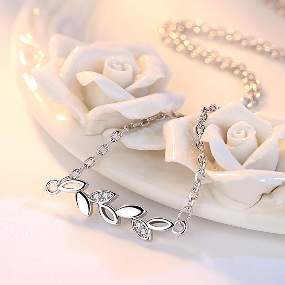 Pastoral Simple Fashion Horse Eye Olive Branch Leaf Shape Personalized Silver Plated Necklace, Female