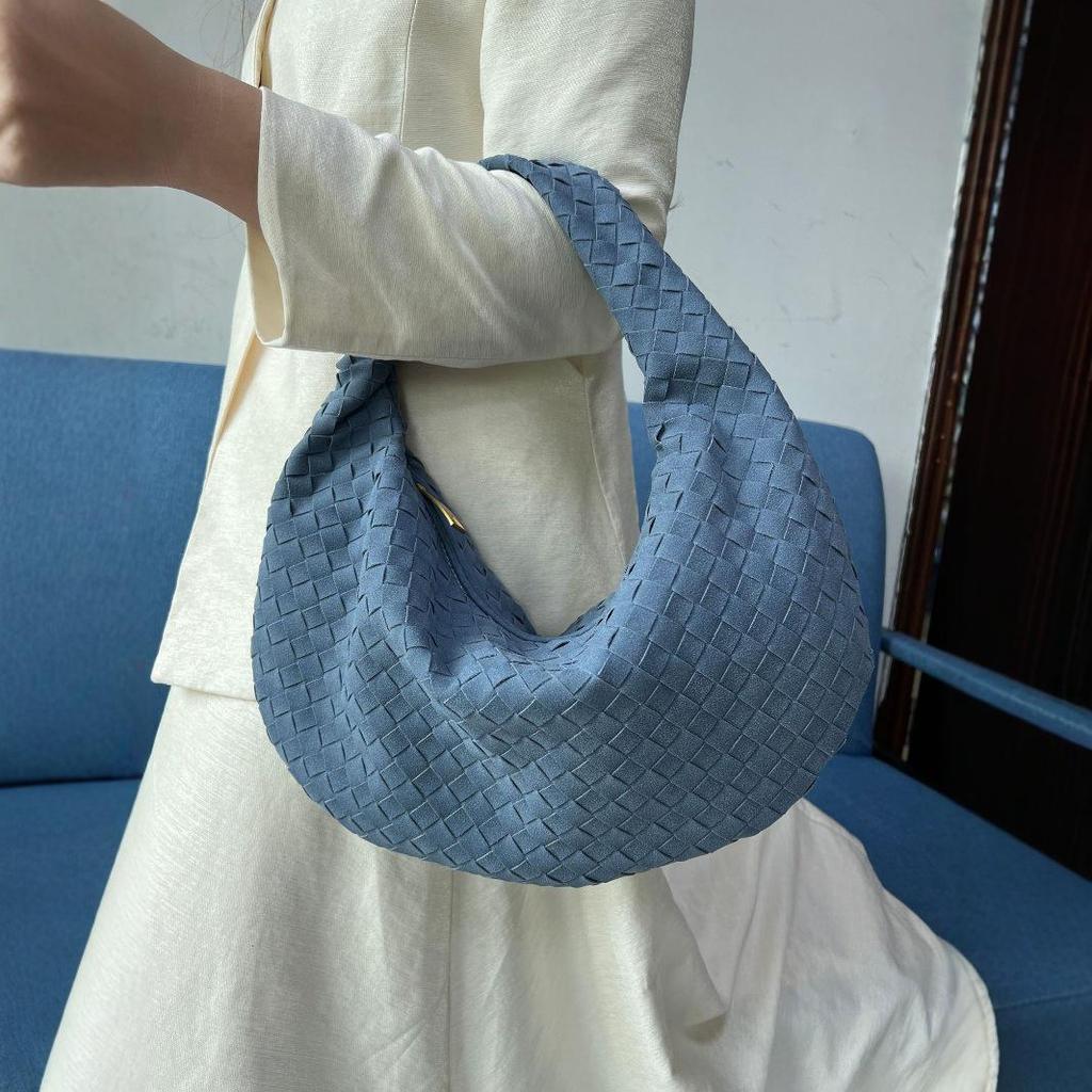 Stylish European & American Frosted Woven Women's Large Versatile Dumpling Handbag