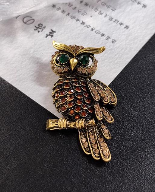 Fashion Owl Golden Pin, Women's Anti-exposure Buttons, Fixed Clothes Collar Accessories, Wedding Party Gifts