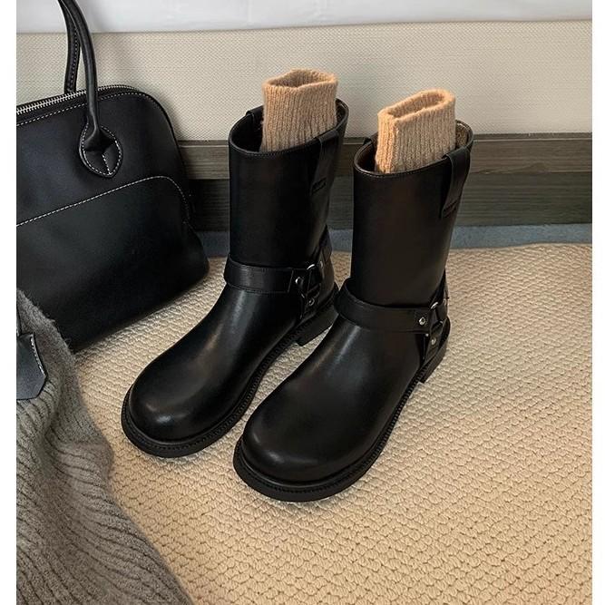 Grape mother same versatile round head metal buckle retro low heel western short boots women's autumn and winter leather thin boots