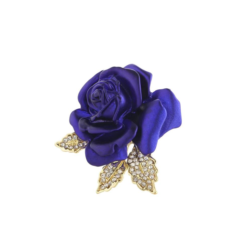Mote High-end Rød Rose Brosjepinner Utsøkt Design Rhinestone Blomst Klær Brosjer Drakttilbehør Gave til Kvinner Jenter