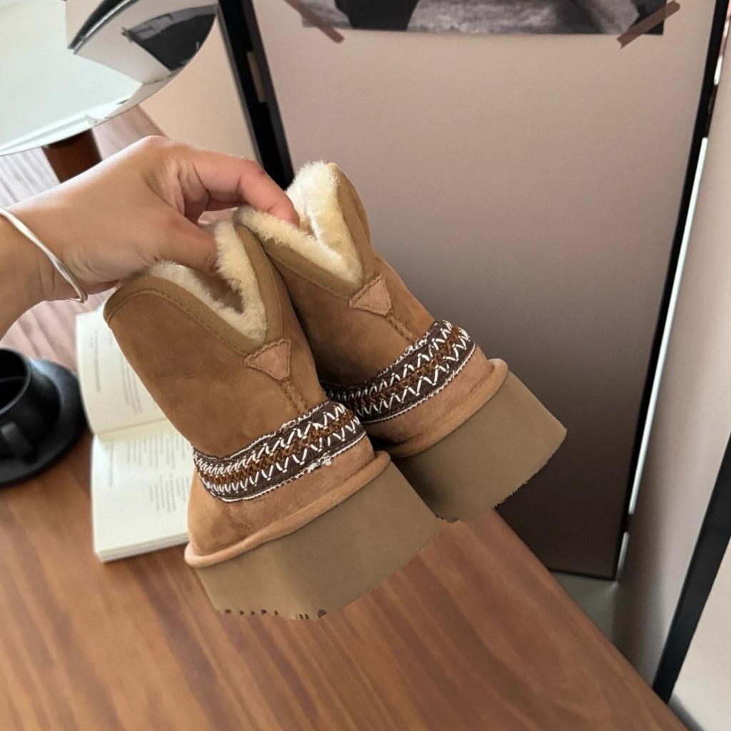 Fur integrated ethnic wind snow boots women's 2024 autumn and winter new thick-soled can be turned over two wear non-slip medium boots women