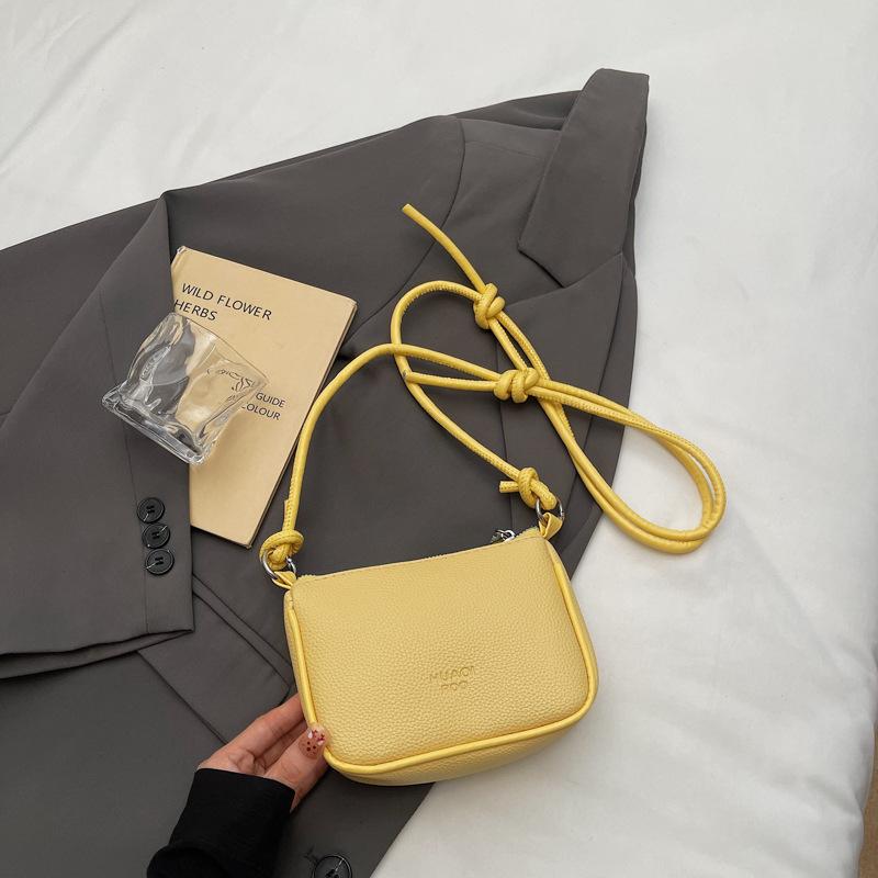 

Autumn new trend women s shoulder messenger bag fashion niche design casual simple personality small square bag жёлтый