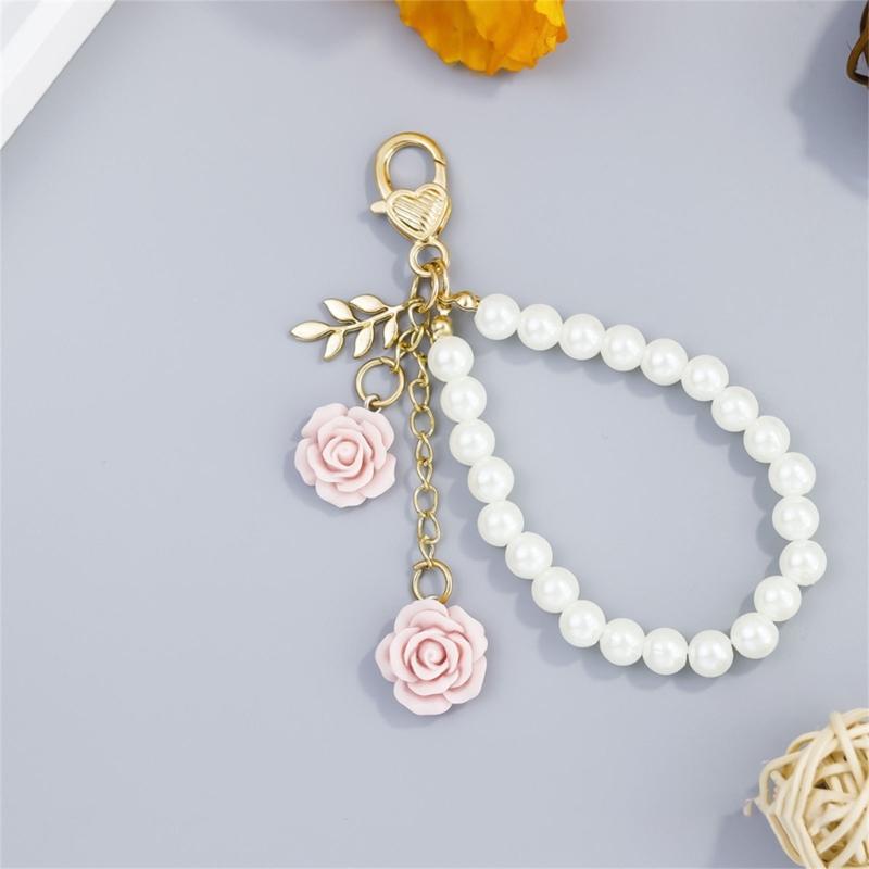 Unique Resin Flower and Pearls Chain Keychain Mobile Phone Pendant Stylish Key Accessory Elegant Bag Charm for Women
