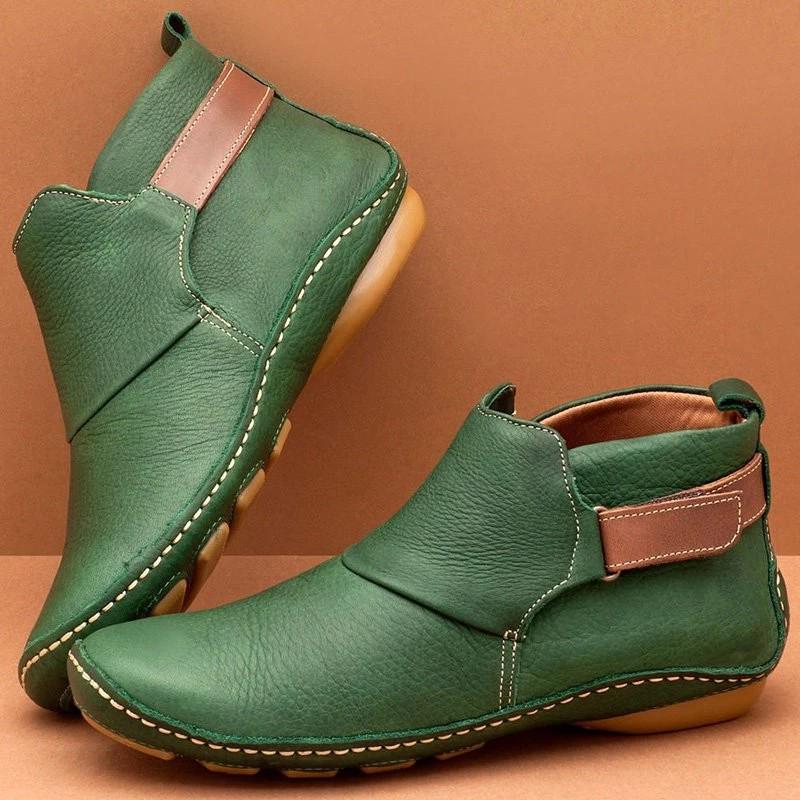 Women's Pointed Toe Leather Pull-on Casual Boots, Low Heel, Warm and Stylish.