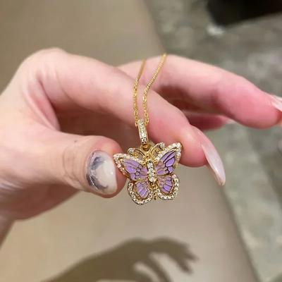 Butterfly Series Hollow Out Antique Gold Crafts Enamel Diamonds Necklace Exquisite Palace Style Pendant Collar Chain Jewelry