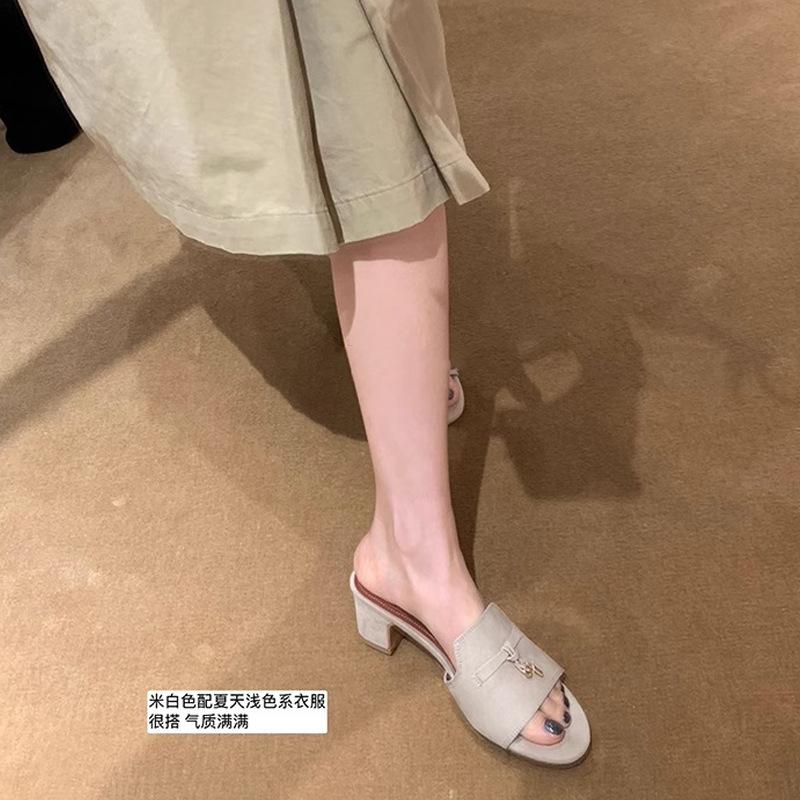 

Новые летние модели Grape Mom увеличиваются в высоту на 6,5 см~ Расслабленный стиль old money, романтичный Су-лок с толстыми каблуками и крутые шлепанцы 40