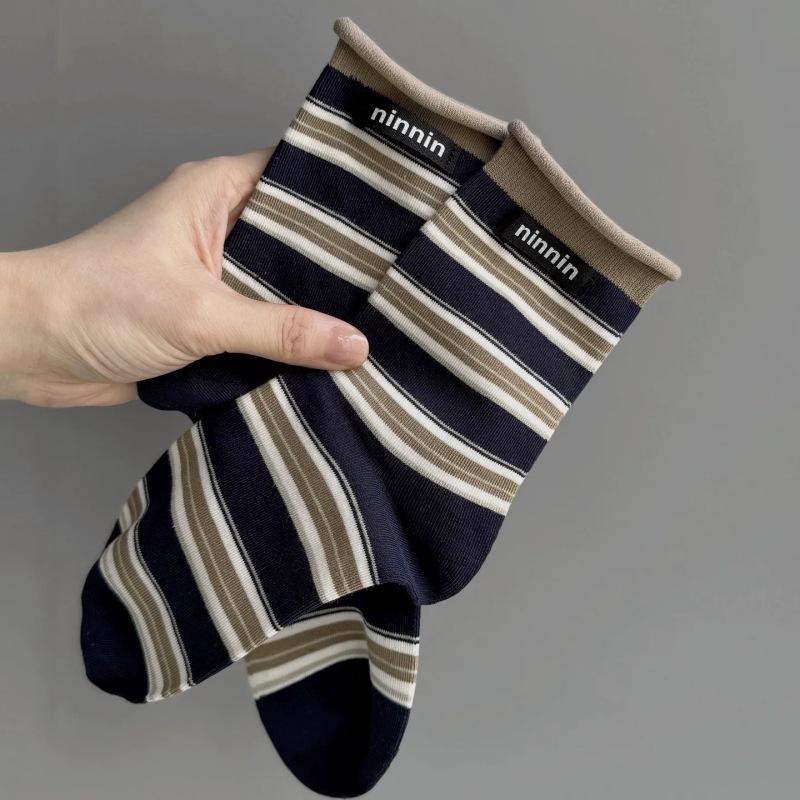 

Light Retro Super Stylish ~ Colorful Striped Rolled Mid-Leg Socks Trendy Versatile Simple Cotton Socks Spring And Autumn One size fits all