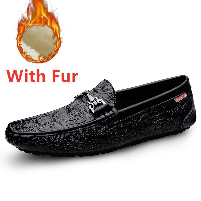 Fashion Crocodile Pattern Men Casual Leather Shoes Warm Plush Fur Slip On Flats Fashion Trendy Man Loafers Soft Business Shoes Moccasins