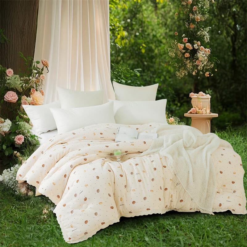 Warm Core Seven-Hole Fiber Winter Quilt