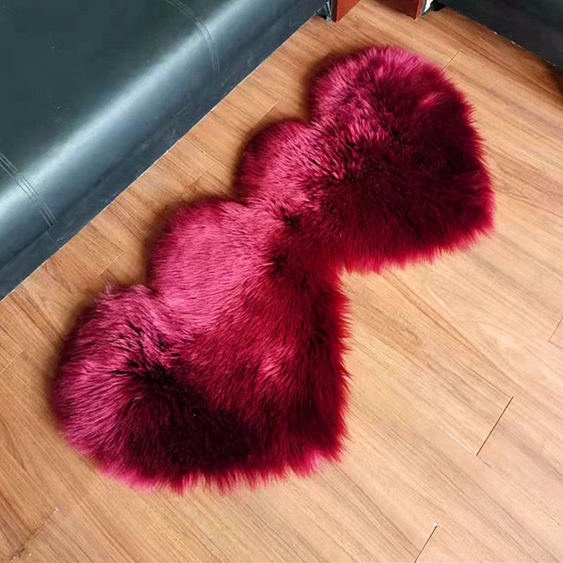 Double Heart Plush Imitation Wool Floor Mat for Living Room or Bedroom