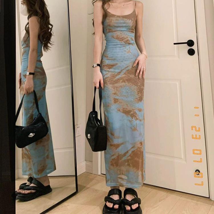 2026 French Tie-dye Suspender Dress, High-end High-end Sense, Gentle Wind, Waist and Thin, Spice Girl Long Skirt Tide
