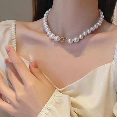 Pearl Necklace Women's Light Luxury Niche Retro Temperament Bead Collarbone Chain In Cold Wind Neck Chain Sweater Chain