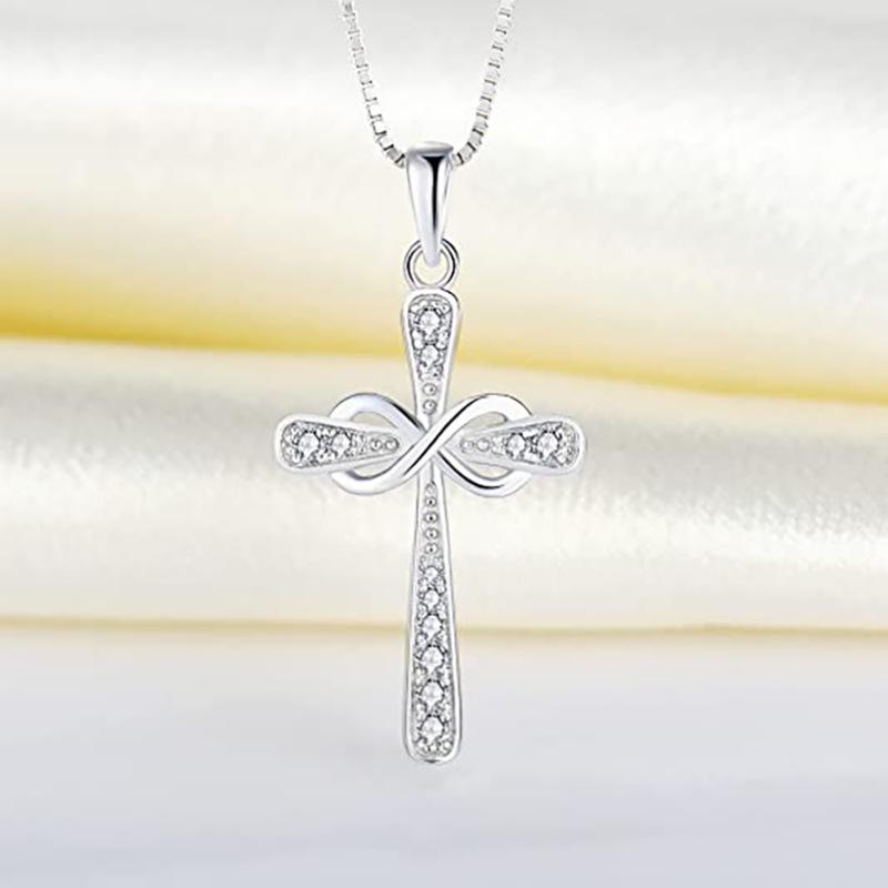 Colier inel Mobius la modă al lui Cao Shi: Colecția Iubire Eternă Infinită