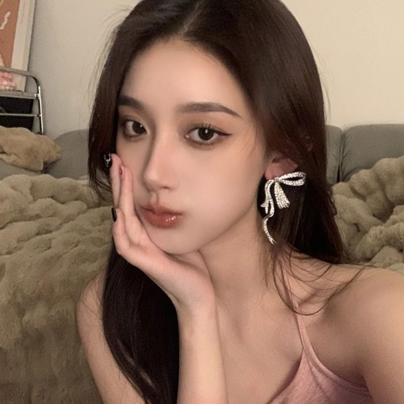 Exaggerated Earrings High-Grade Sense Luxury Diamonds Bowknot Earrings 2023 Trend Sweet Earrings Female Summer Style