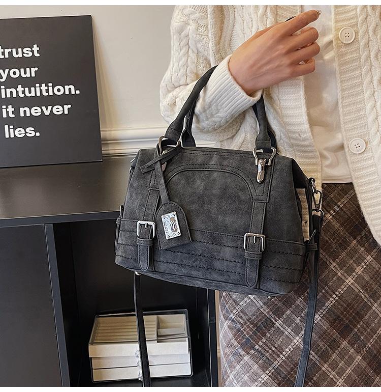 2025 Vintage frosted women's shoulder bag, crossbody bag, large capacity women's handbag, Boston luxury women's bag