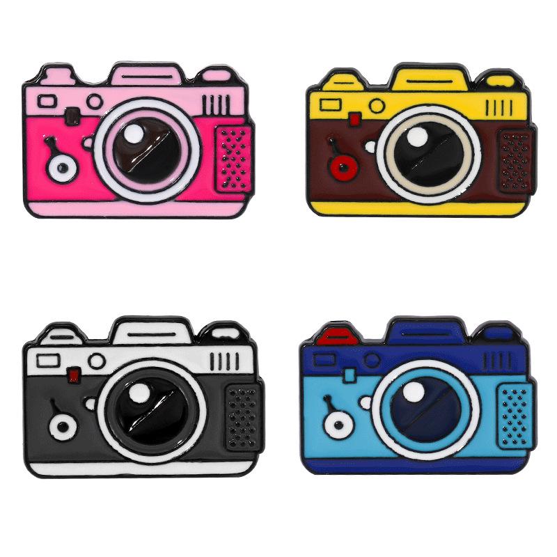 Colorful Camera-Shaped Alloy Brooch: High-End Outdoor Travel Series Safety Pin
