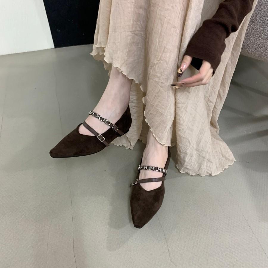 2025 autumn new pointed chain texture inner height increase single shoes women's evening breeze bow Mary Jane shoes