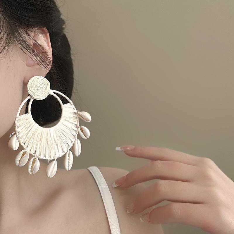 Raffia Shell Conch Pendant Earrings Seaside Vacation Atmosphere Earrings Niche Fashion Versatile Earrings