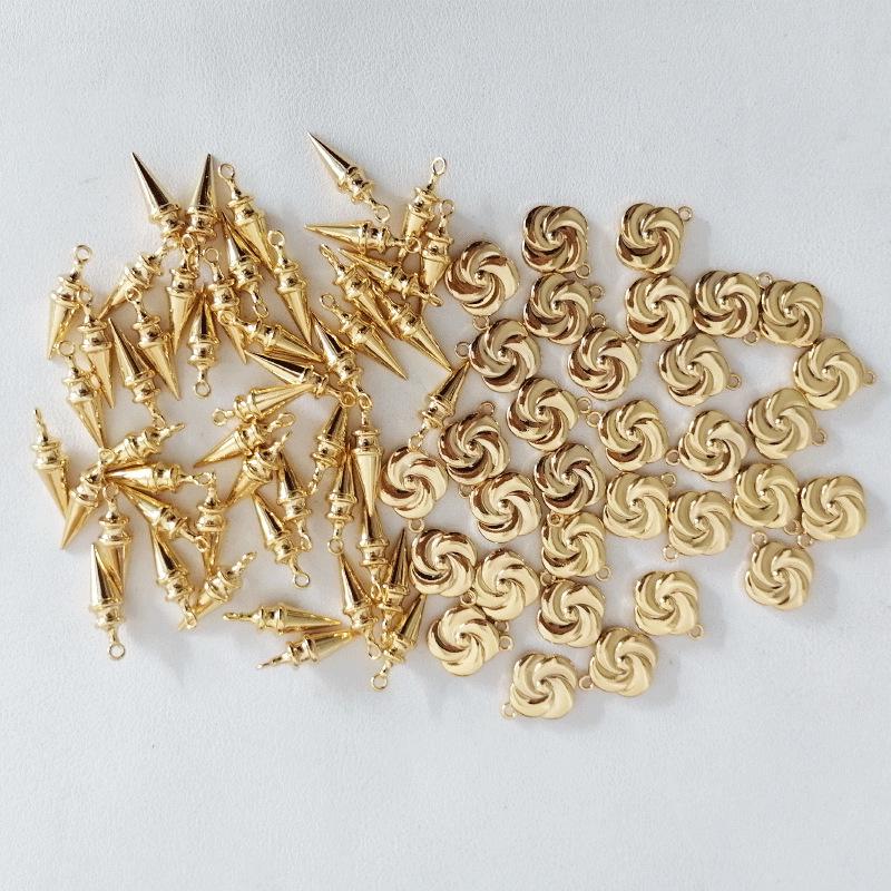 

SPY FAMILY Yor Forger Thorn Princess Earrings & Brooch Set