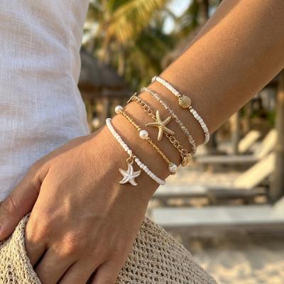 Boho Layered Perlen Seestern Armband Set für Damen Goldfarben Meeresmuschel Perle Stapelbar Sommer Strandurlaub Schmuck