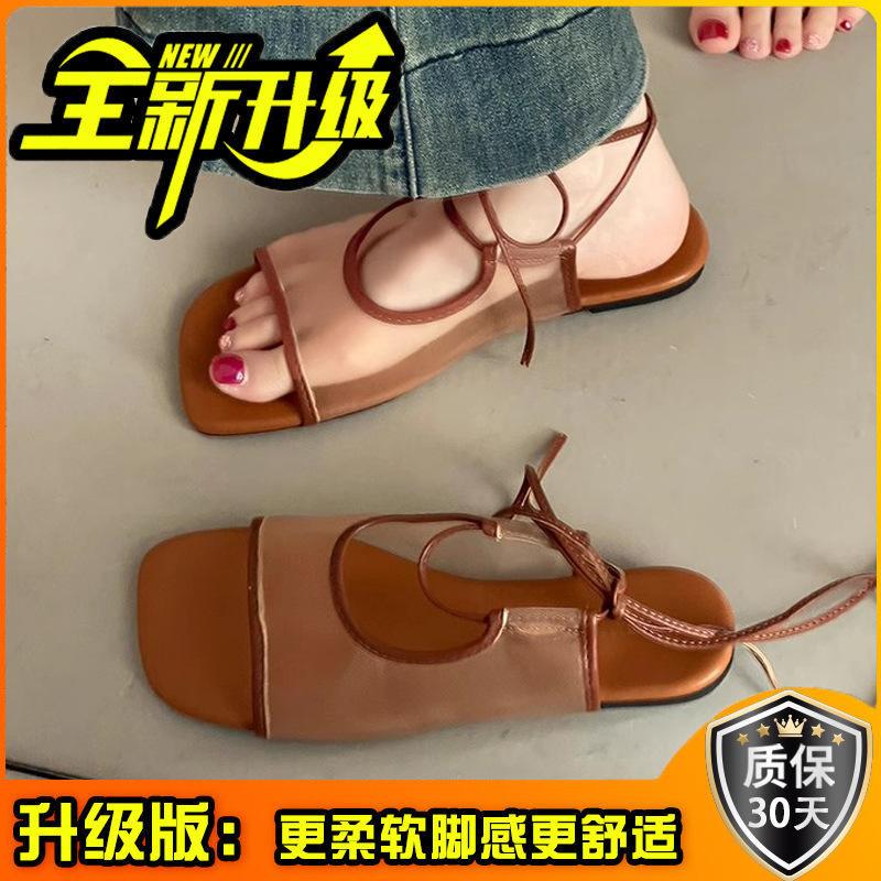 Fashion retro niche 2025 summer new design breathable mesh flat-bottomed sandals women's outer lace-up beach shoes