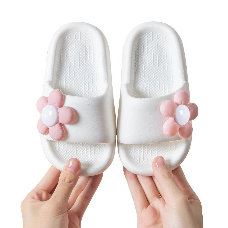 New Summer Unilateral Symmetrical Little Flower Girl Shoes Sandals Slippers Soft-soled non-slip shoes for older girls