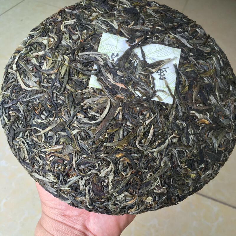 Yunnan Menghai Spring Puerh Tea Cake 357g Raw Green Tea Wellness